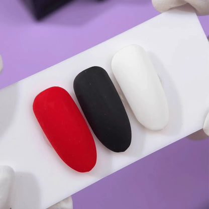 Top Coat DNKa' Matte No Wipe New Formula 12 ml: acabado mate aterciopelado en uñas rojas, negras y blancas