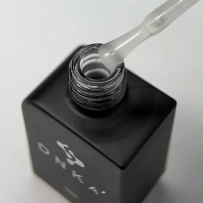 Top Coat DNKa' Matte No Wipe New Formula 12 ml: consistencia con pincel